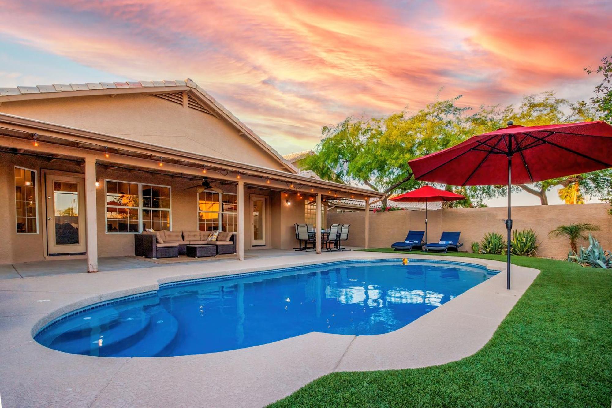Luxe Phoenix Getaway Buitenkant foto